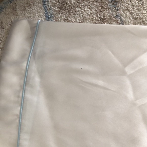 Bride Robe - Picture 8 of 9